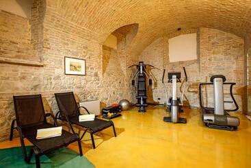 هتل Villa Fiorita