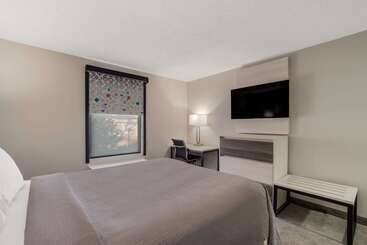 汽车旅馆 Quality Inn & Suites