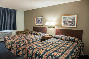 فندق على الطريق Econo Lodge West Lafayette