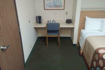 מוטל Wautoma Inn