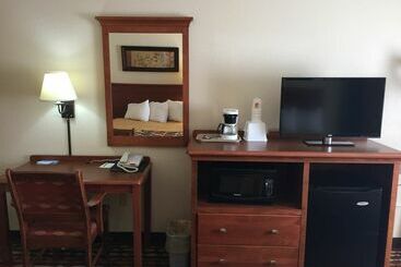 فندق على الطريق Super 8 By Wyndham Grand Forks