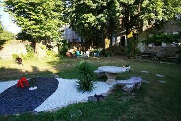 민박 Bastide Du Thore