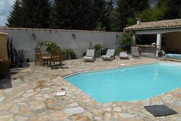 ベッドアンドブレックファースト Domaine Co D Esperou