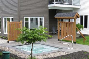 여관 Le Sainte Hélène Auberge & Spa Nordique