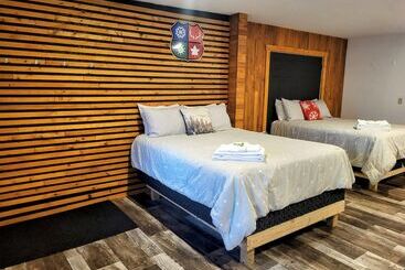فندق Crabbe Mountain Inn