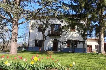 Langhe Di Liguria B&b