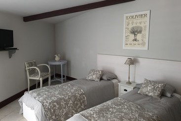 膳宿费 Chambres D'hotes L'olivier