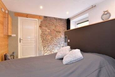 بنسيون La Longère Des Capucines