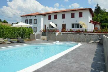 ペンション Maison Iputxainia