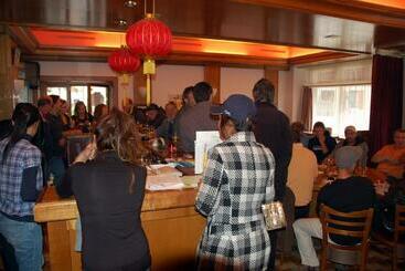 Hotel Hôtel De L Ours