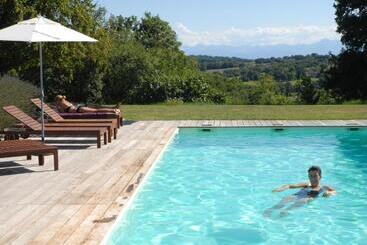 膳宿费 La Maison De Bazugues