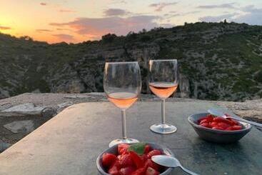 ベッドアンドブレックファースト Metafort