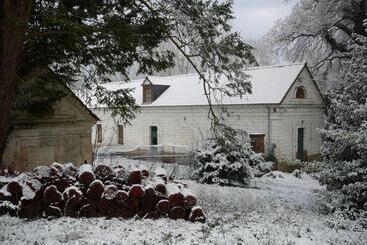 茅舍 Château De La Caloterie