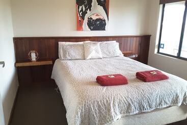 بيت ريفى Cosy Corner Chalets