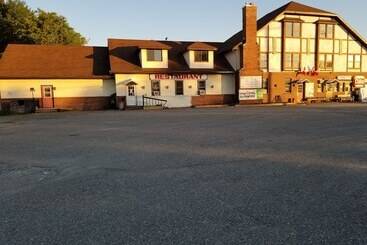Englehart Motel