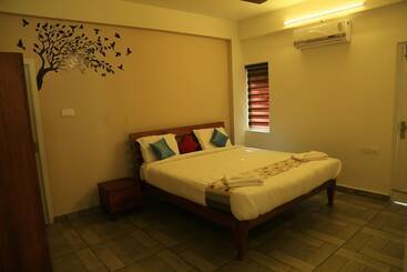 ホテル Taaza Holiday Hills