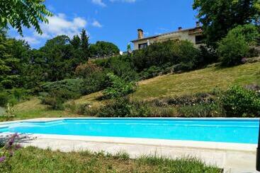 膳宿费 Maison Les Fraysses