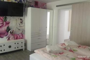 펜션 Gästehaus Café Frank