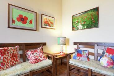 Stone Cottage In Marche With Swimming Pool