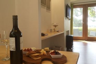 住宿加早餐 The Jonathan Art Centre