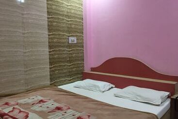 فندق Bundelkhand Palace