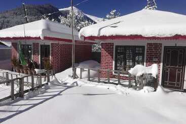 فندق Stayapart Shruti Guest House