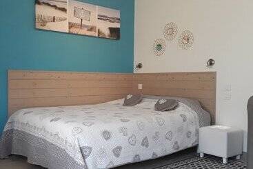 Пансион Chevrefeuille Et Eglantine