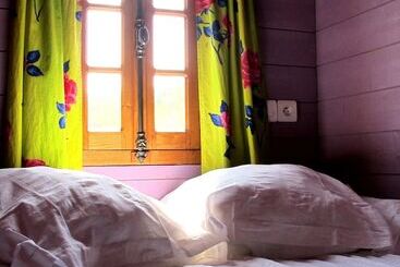 膳宿费 Les Roulottes Du Lauragais