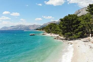 אתר נופש Mediteran Travel Mobile Homes Basko Polje