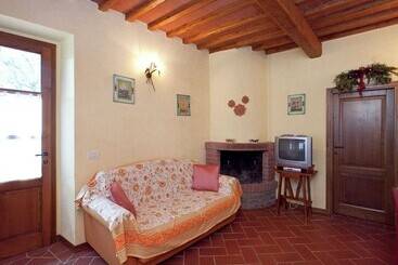 بيت ريفى Detached Villa For 6 Pers. With Outdoor Swimming Pool