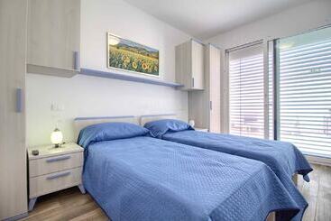 קוטג'' Apt Gabri