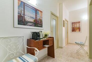 مبيت وإفطار Alghero Roof Garden