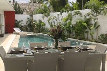 אתר נופש Villa Sari Agung