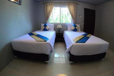 Отель Bussarin Mansion