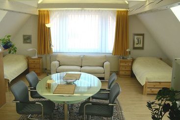 بنسيون Gästehaus Schröder Walldorf 2
