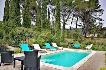 ペンション Villa Les Beaumes Luberon