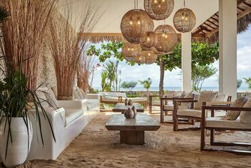 هتل Villa Praia   La Villa Group