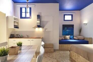 پانسیون Psathi Blue