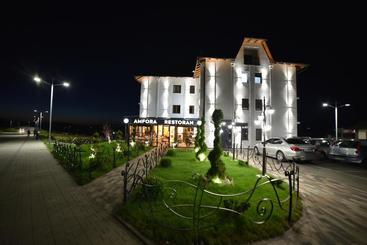 Adonis Resort & Spa