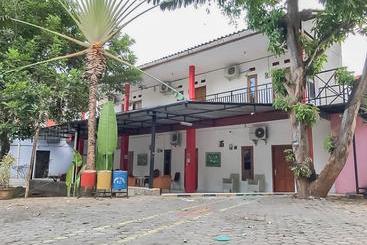 هتل Rumah Panggung Guest House Syariah Mitra Reddoorz