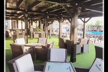 Курорт Campus Caffe Mansion