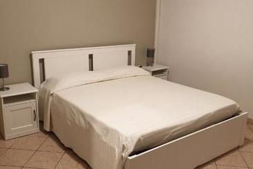 הוסטל Civico 54   Locanda & Bistrò