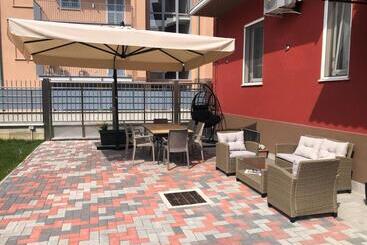 住宿加早餐  Altrentatre