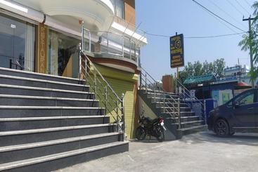 Hotel Grand Heritage Inn