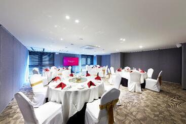 Отель Ramada By Wyndham Gumi