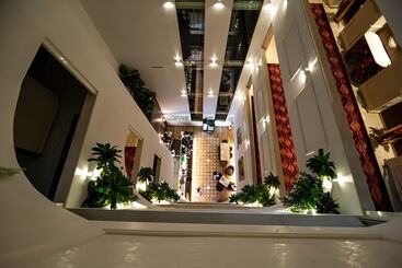Leonardo Boutique Hotel Larnaca