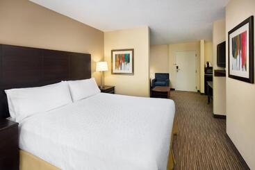 فندق Holiday Inn Express & Suites Alpharetta, An Ihg