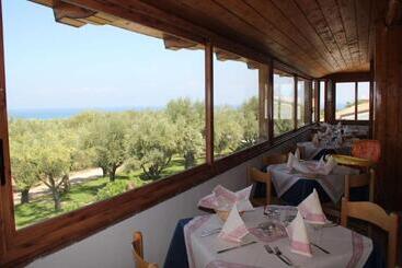 호텔 Villaggio Club Dolomiti Sul Mare