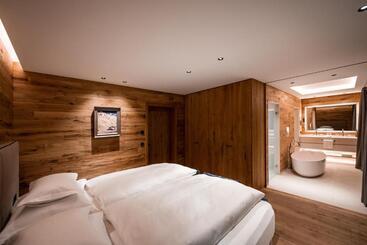 Апарт-отель Arla Luxury Home