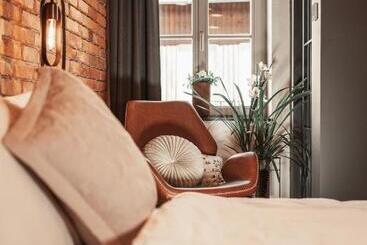 تختخواب و صبحانه Gentry11 Rooms&more